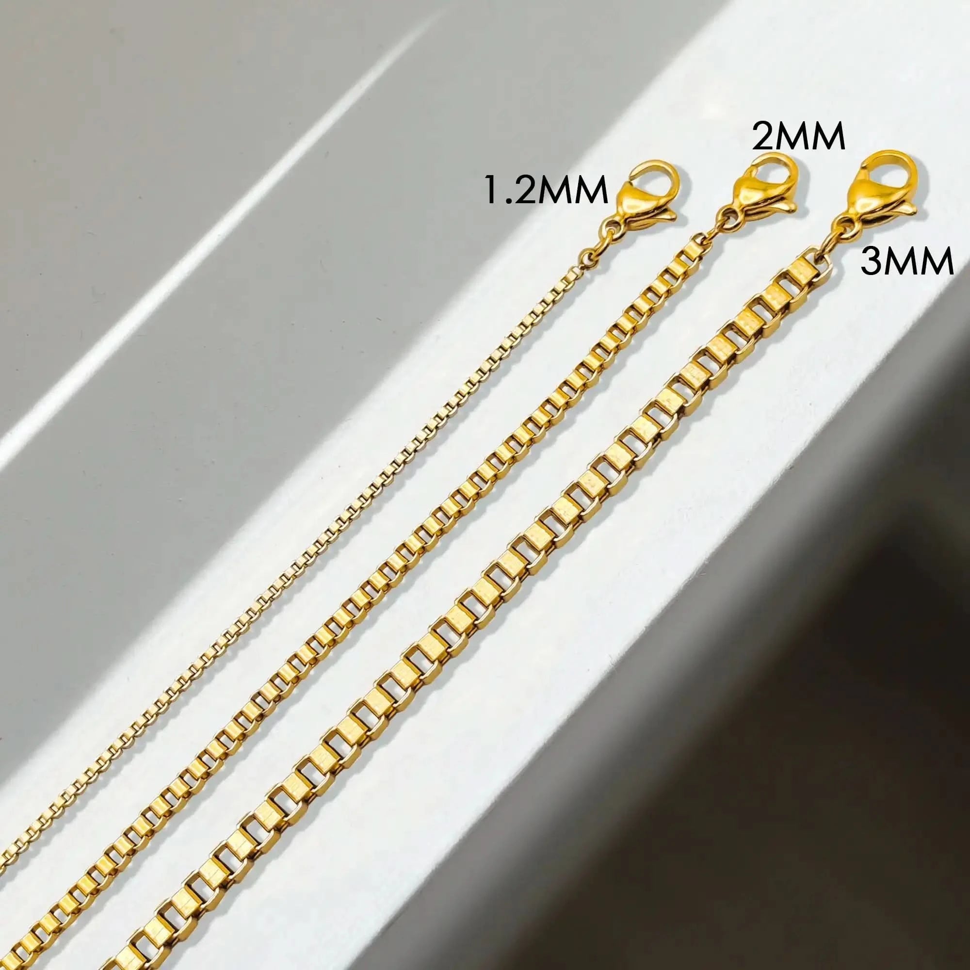 Boxy - Collier Chaîne Carrée Dorée 4NewGen.